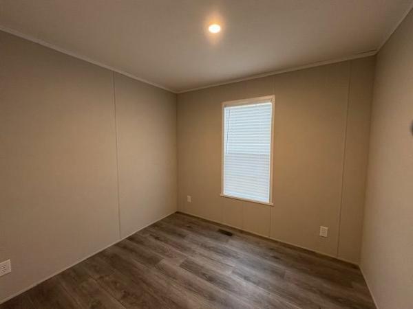 2023 Champion Dutch Diamond II Mobile Home