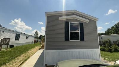 Mobile Home at 2700 Eaton Rapids Rd Box 43 Lansing, MI 48911