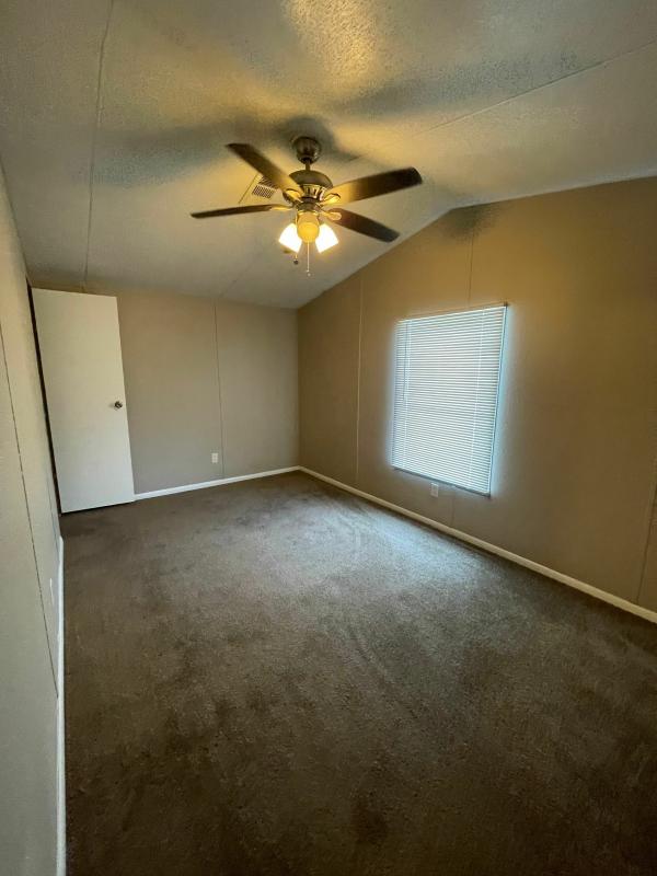 2000 Skyline Winner Mobile Home