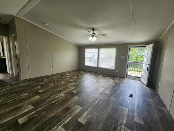 2010 Southern Energy Homes Mobile Home For Sale