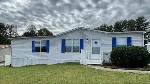 2002 Clayton Homes Inc Worthington Mobile Home