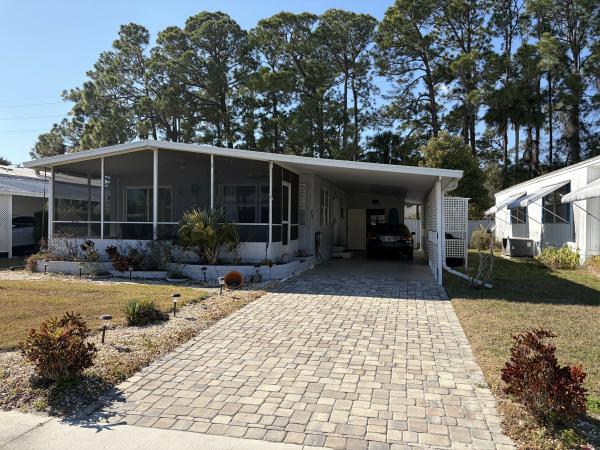 1975 Green Mobile Home For Sale
