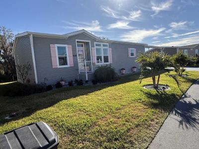 Photo 4 of 22 of home located at 2116 SW County Rd 769 #239 Lake Suzy, FL 34269