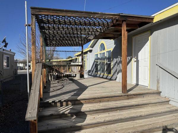 1994 Skyline Wood Manor Manufactured Home