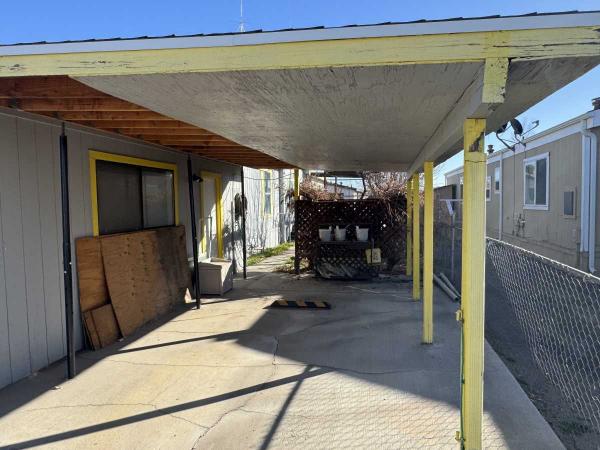 1994 Skyline Wood Manor Manufactured Home