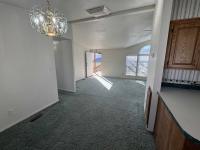 1994 Skyline Wood Manor Manufactured Home