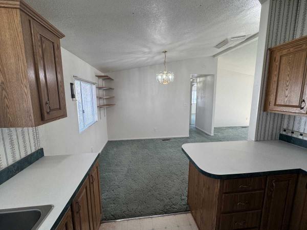1994 Skyline Wood Manor Manufactured Home