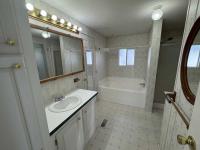 1994 Skyline Wood Manor Manufactured Home