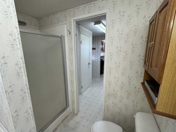 1994 Skyline Wood Manor Manufactured Home