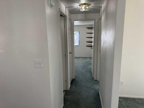 1994 Skyline Wood Manor Manufactured Home