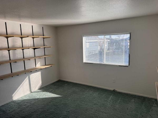 1994 Skyline Wood Manor Manufactured Home