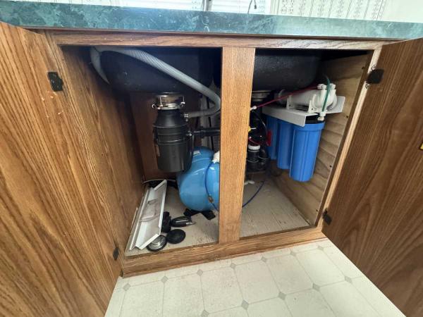 1994 Skyline Wood Manor Manufactured Home