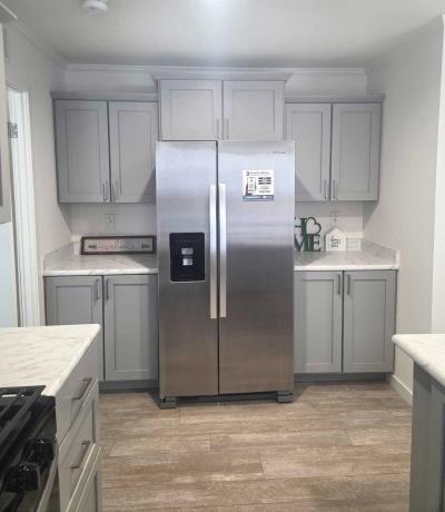 Photo 5 of 22 of home located at 2501 NE Lowry Ave, Lot 313 Saint Anthony, MN 55418