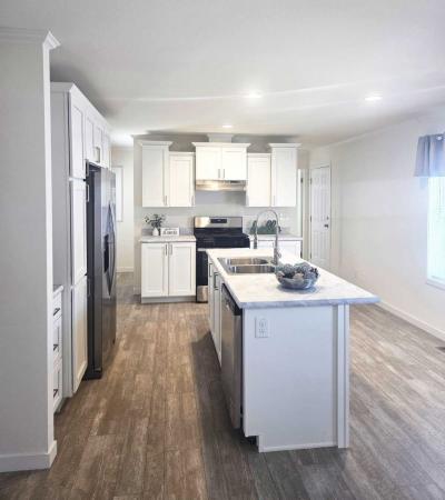 Photo 3 of 18 of home located at 2501 NE Lowry Ave, Lot 309 Saint Anthony, MN 55418