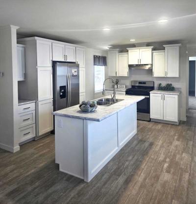 Photo 2 of 18 of home located at 2501 NE Lowry Ave, Lot 309 Saint Anthony, MN 55418