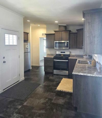 Photo 5 of 21 of home located at 2501 NE Lowry Ave, Lot 315 Saint Anthony, MN 55418