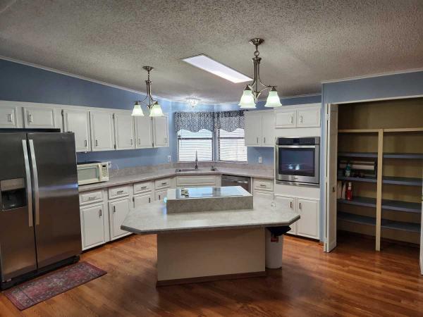 1989 MERIT Mobile Home