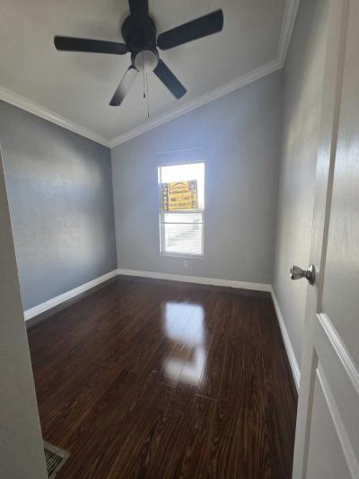 Photo 3 of 19 of home located at 812 N. Loren Ave Azusa, CA 91702