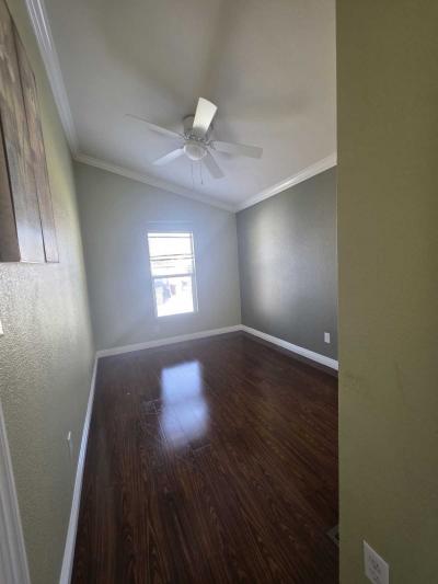 Photo 5 of 19 of home located at 812 N. Loren Ave Azusa, CA 91702