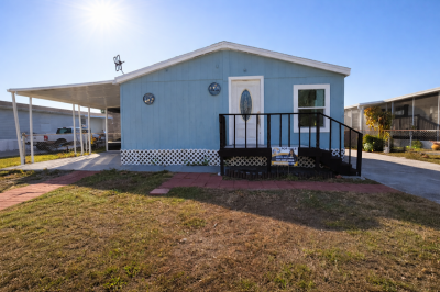 Photo 2 of 33 of home located at 9708 Birch Way Tampa, FL 33635