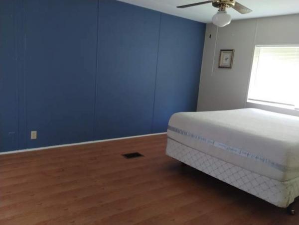 1983 Skyline Manufactured Home