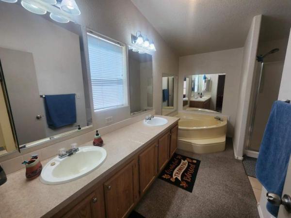 2004 Schult Manufactured Home