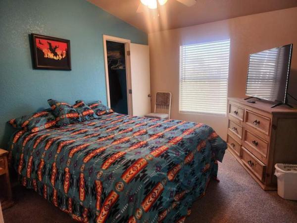 2004 Schult Manufactured Home