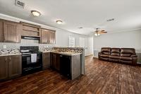 2017 PALM HARBOR HOMES YES COMMUNITIES 330YC15723P Mobile Home