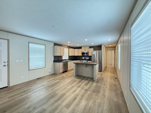 2025 Clayton-Wakarusa Manufactured Home