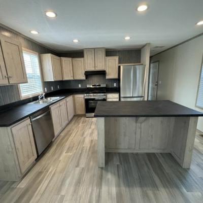 Photo 5 of 28 of home located at 9901 State Road 3 #0099 Muncie, IN 47303