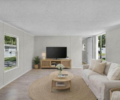 Photo 3 of 20 of home located at 10166 103rd Street, Lot #85 Jacksonville, FL 32210