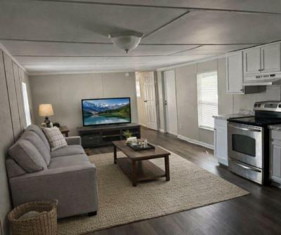 Photo 3 of 8 of home located at 10166 103rd Street, Lot #70 Jacksonville, FL 32210