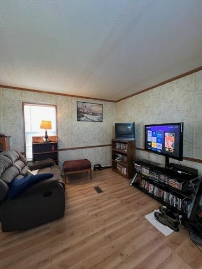 Photo 3 of 7 of home located at 86 Bailey Street Hamilton, OH 45011