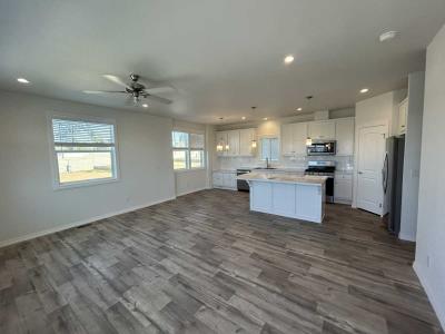 Photo 5 of 24 of home located at 3444 W Center Street #10 Riverside, CA 92501