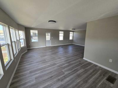 Photo 5 of 10 of home located at 101 Oakhill Ridge Rd Valrico, FL 33594