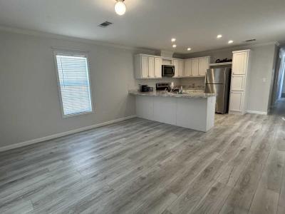 Mobile Home at 925 301 Blvd East, Lot 13 Bradenton, FL 34203