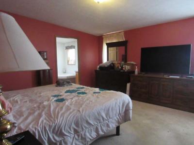 Photo 14 of 9 of home located at 1855 Kristen Erin Ct Indianapolis, IN 46234