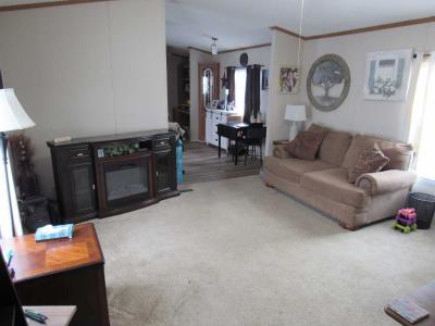 Photo 2 of 8 of home located at 8820 Wallstreet Dr Indianapolis Indiana, IN 46234