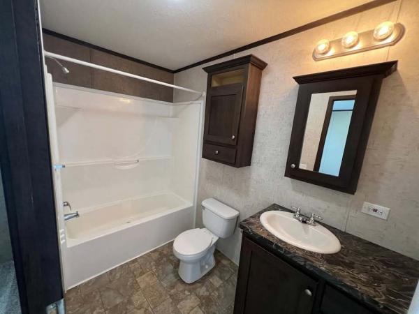 2017 Champion RA1664-SH3 Mobile Home