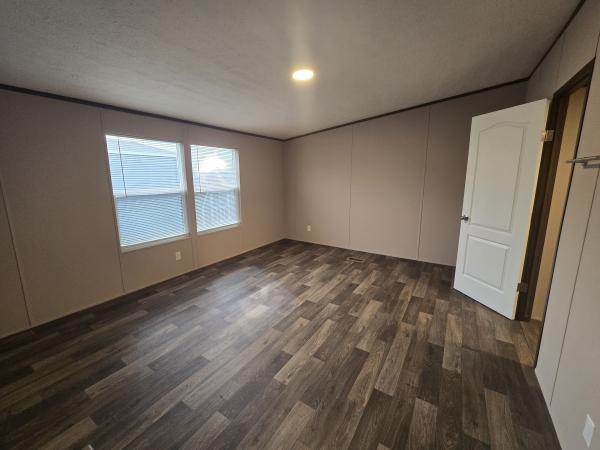 2023 Clayton Mobile Home