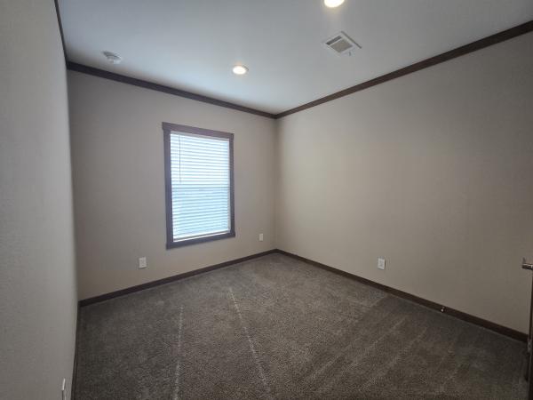 2023 Clayton 32DEV28563A (4Bed) Mobile Home