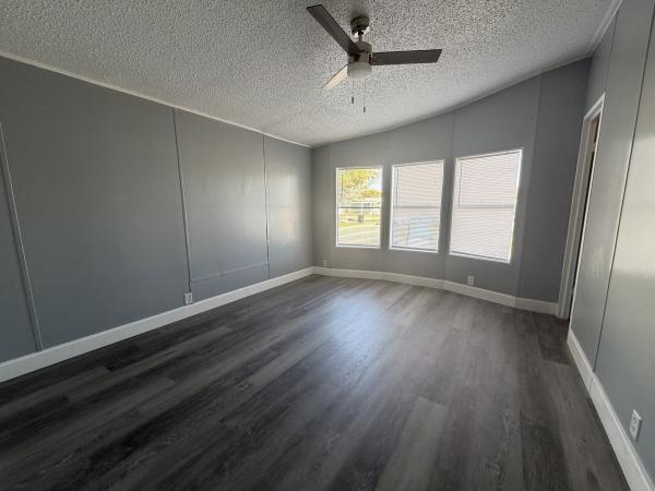 2000 FWHI UNKNOWN Mobile Home