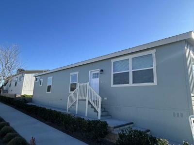 Photo 3 of 28 of home located at 3444 W Center Street #19 Riverside, CA 92501