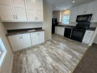 2019 Champion RA1670217 Mobile Home