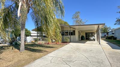 Photo 2 of 19 of home located at 604 Sycamore Sq Lady Lake, FL 32159