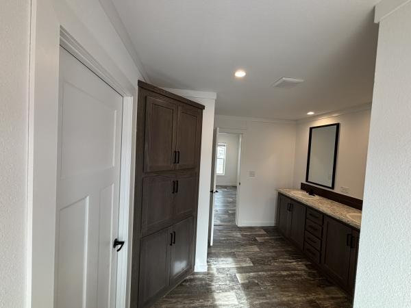 2025 Champion SCH542 - Champion - York Mobile Home