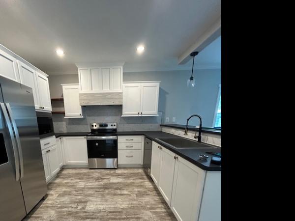 2025 Palm Harbor 340EL28522E Mobile Home