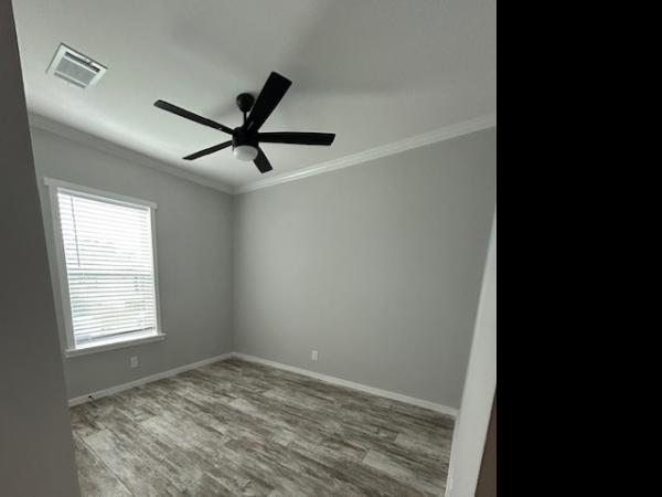 2025 Palm Harbor 340EL28522E Mobile Home