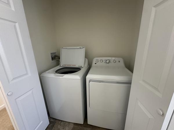 2018 Champion-New Era GE09211701 Mobile Home