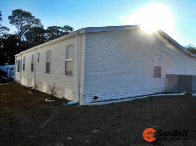 Photo 5 of 54 of home located at 21271 W Hwy 40 Lot 63 Dunnellon, FL 34431